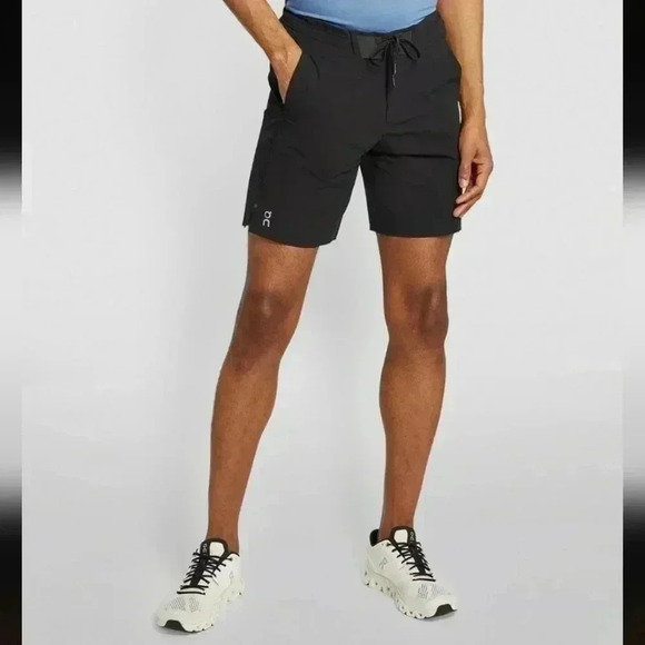 ON RUNNING Hybrid Shorts - Picture 5 of 10